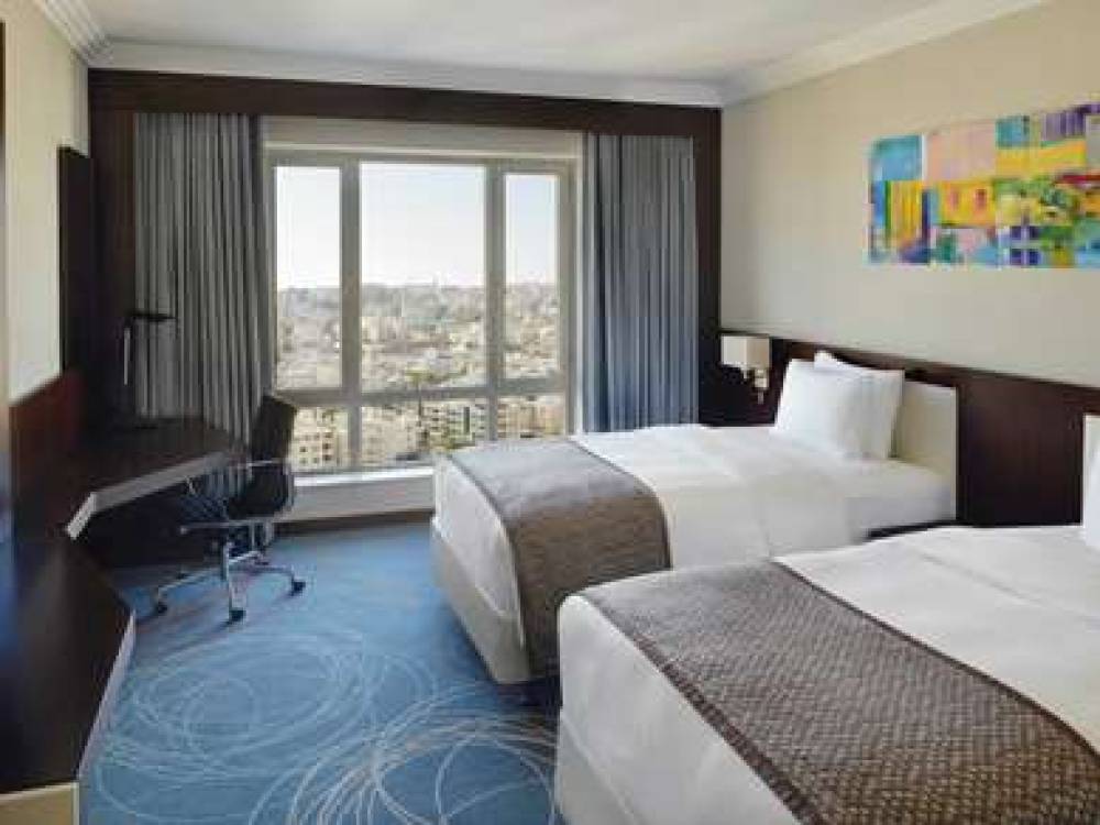 Movenpick Hotel Amman 9