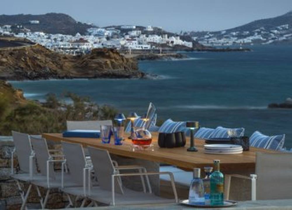 MYKONOS RIVIERA HOTEL AND SPA 10