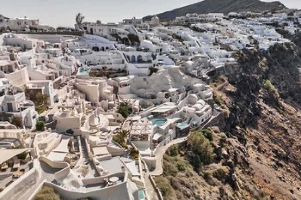 Mystique A Luxury Collection Hotel Santorini 3