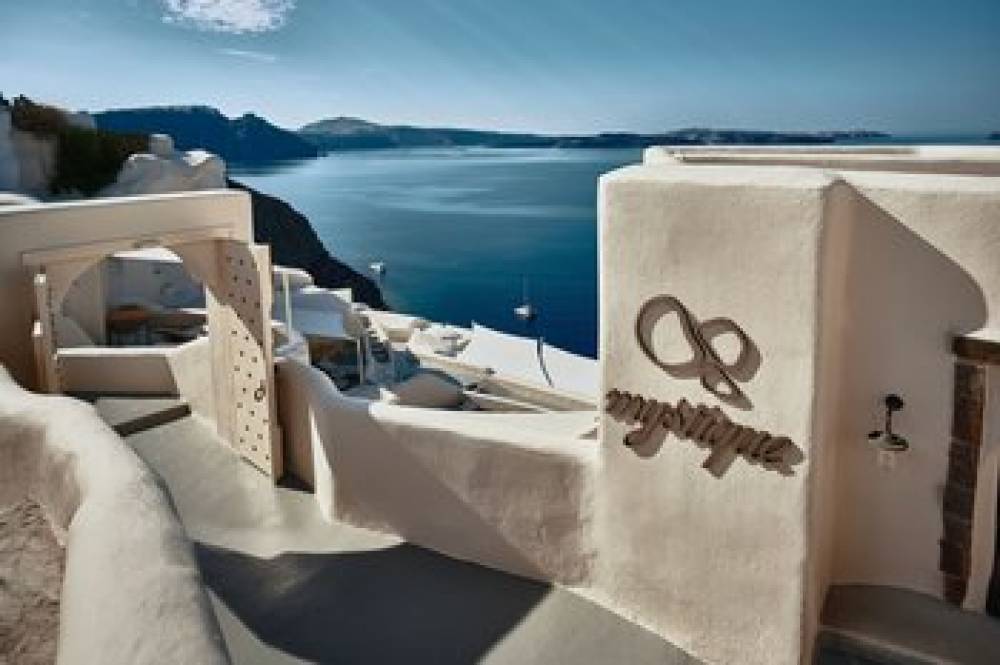 Mystique A Luxury Collection Hotel Santorini 6