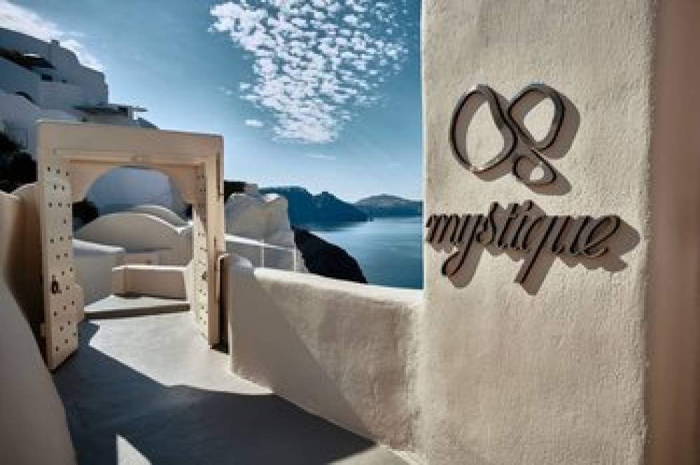 Mystique A Luxury Collection Hotel Santorini 7