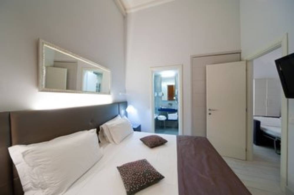 NAVONA PALACE LUXURY INN 4