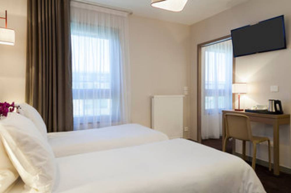 NEHO SUITES PORTE DE GENEVE 8