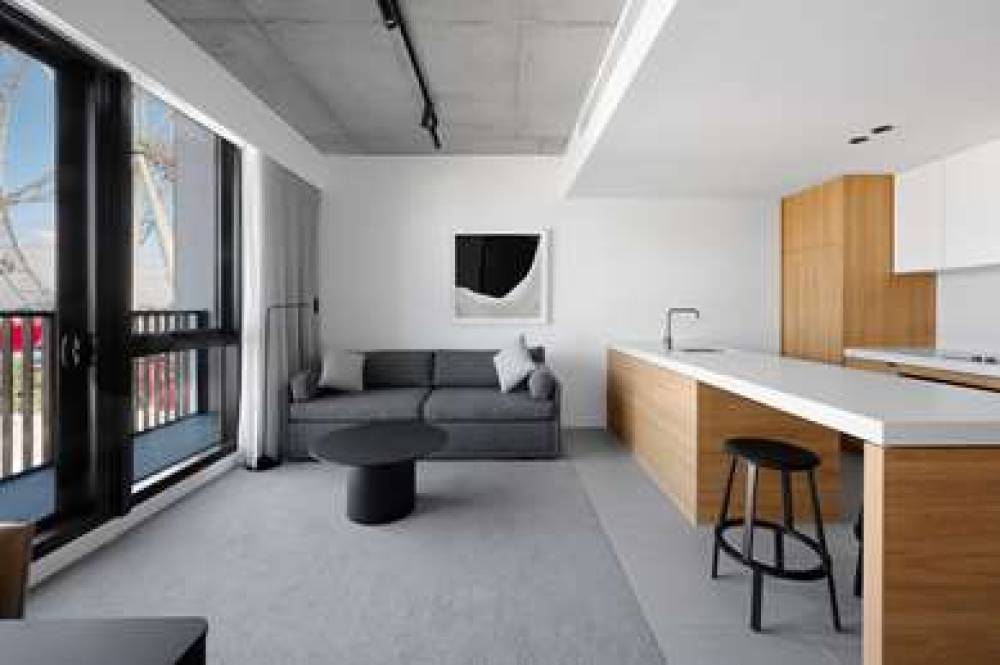 NESUTO DOCKLANDS APARTMENT HOTEL 5