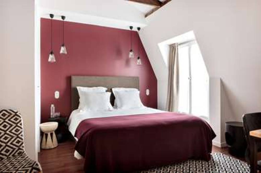 NEW HOTEL LE VOLTAIRE 5