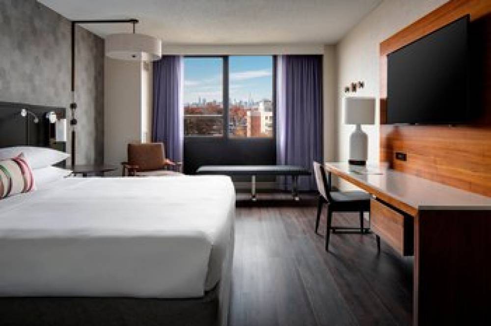 New York LaGuardia Airport Marriott 7