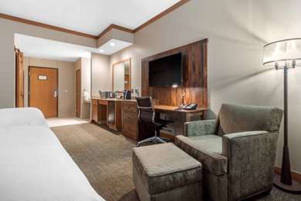 Norfolk Lodge & Suites, Ascend Hotel Collection 10