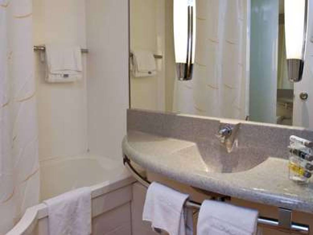 Novotel Aix-en-Provence Beaumanoir Les 3-Sautets 10