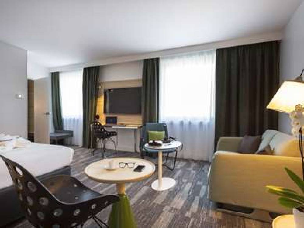 Novotel Annecy Centre 8