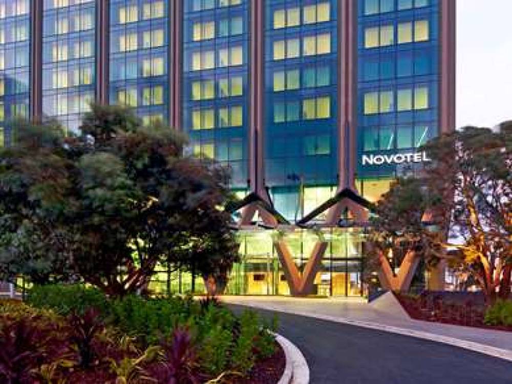 Novotel Auckland Airport 2