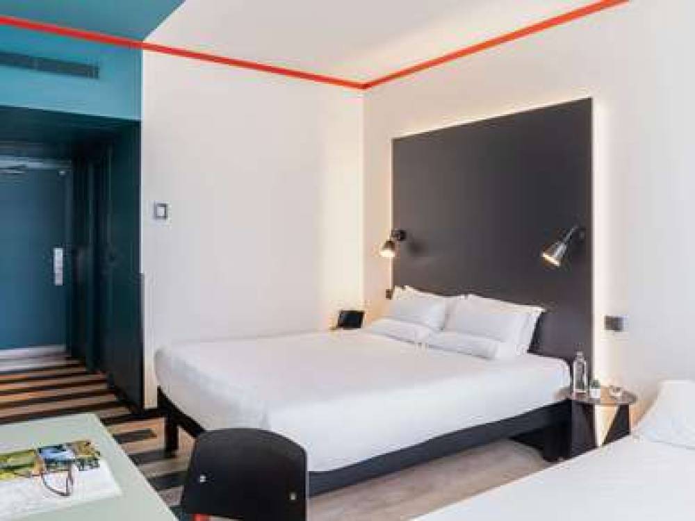 Novotel Barcelona Sant Joan Despi 9