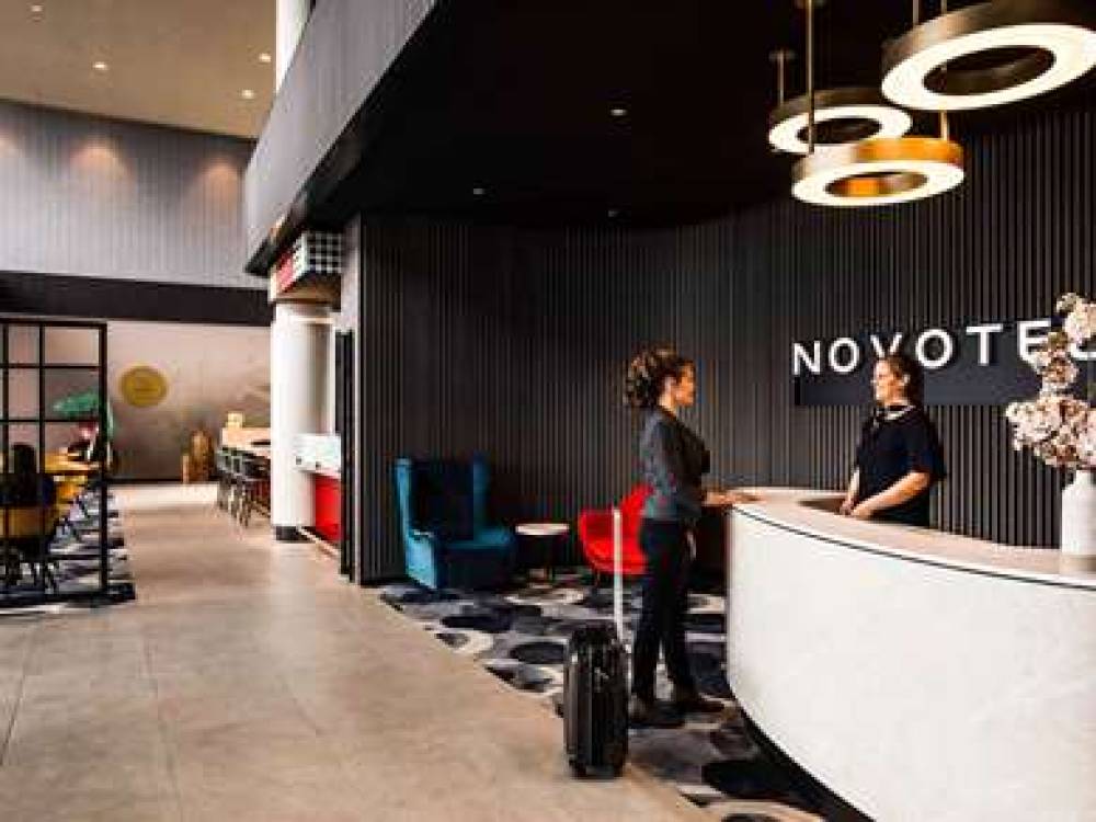 Novotel Devonport 3