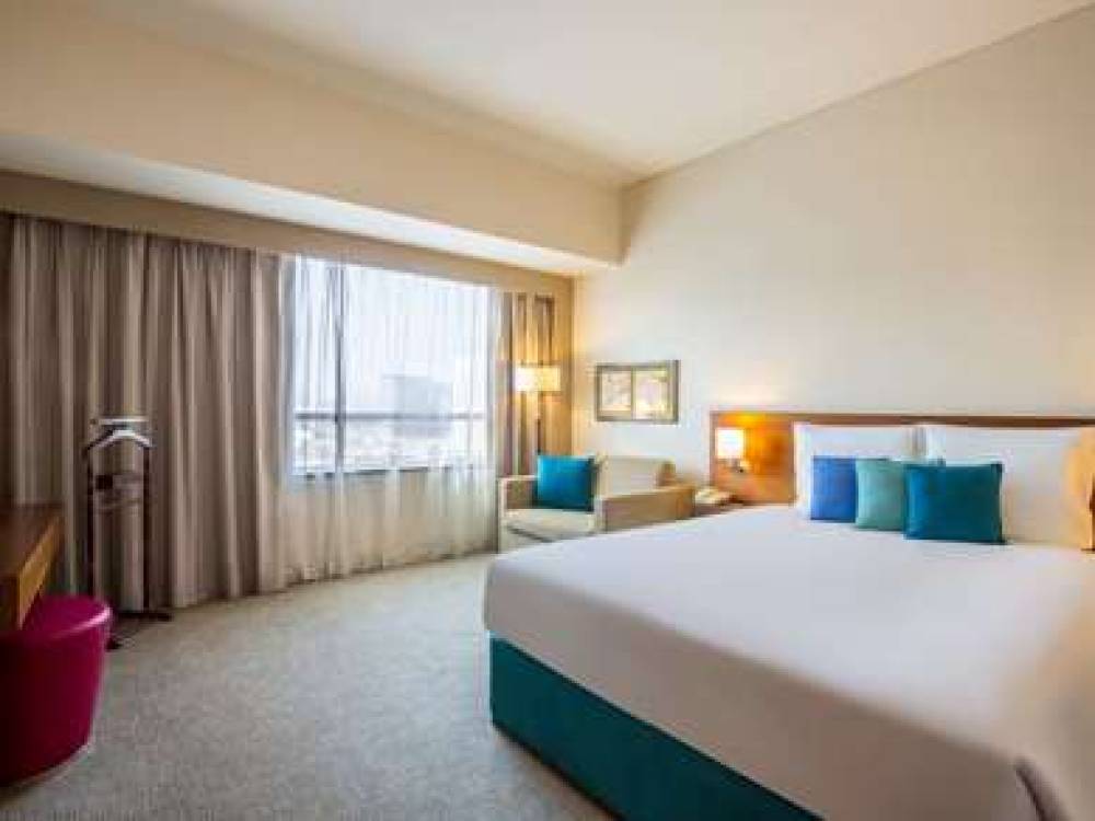 Novotel Dubai Deira City Centre 3