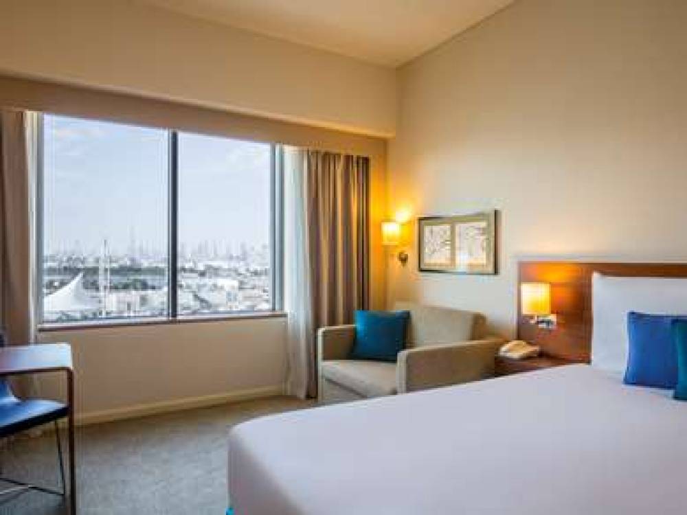 Novotel Dubai Deira City Centre 7