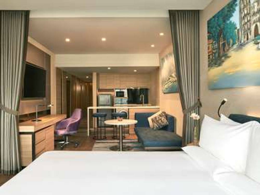 Novotel Hanoi Thai Ha 10