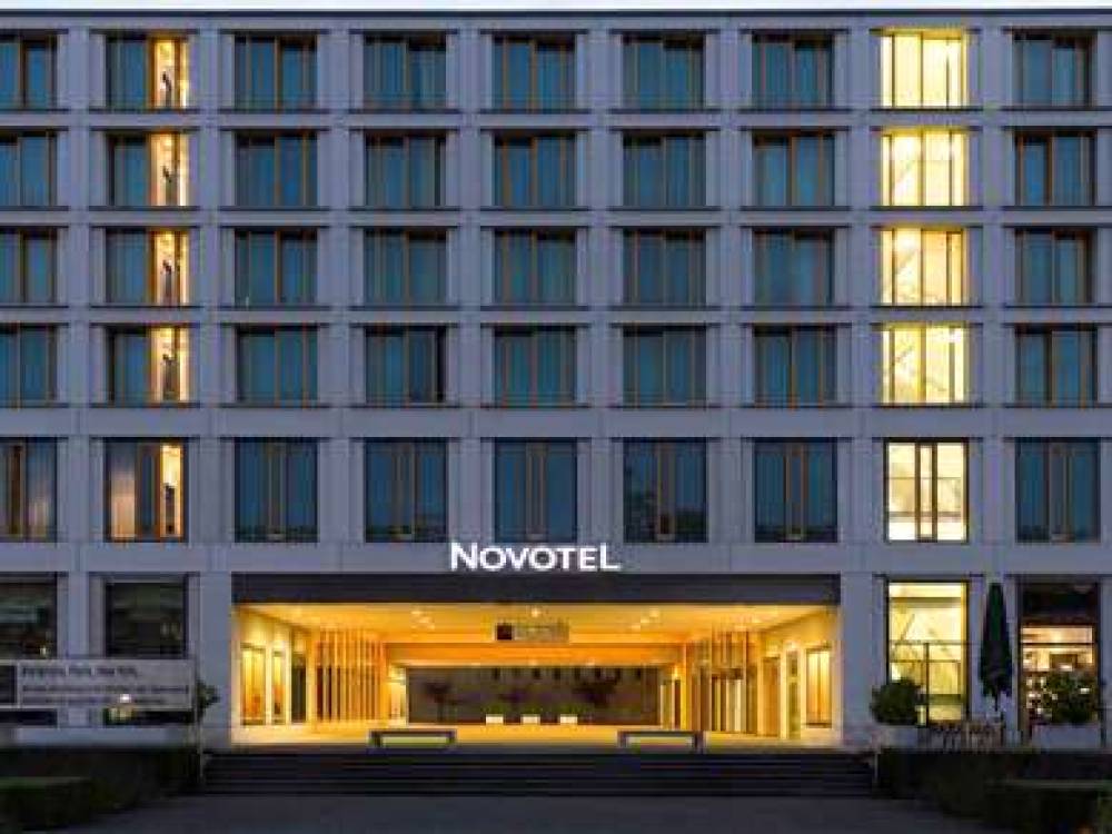 Novotel Karlsruhe City 1