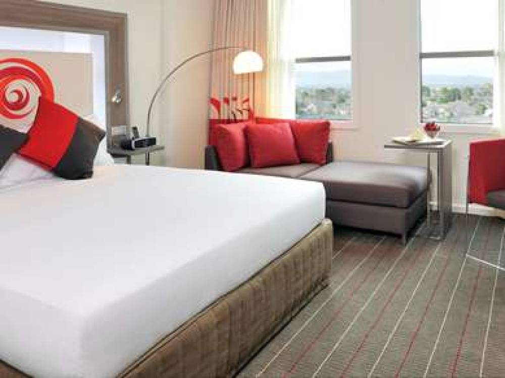 Novotel Melbourne Glen Waverley 7