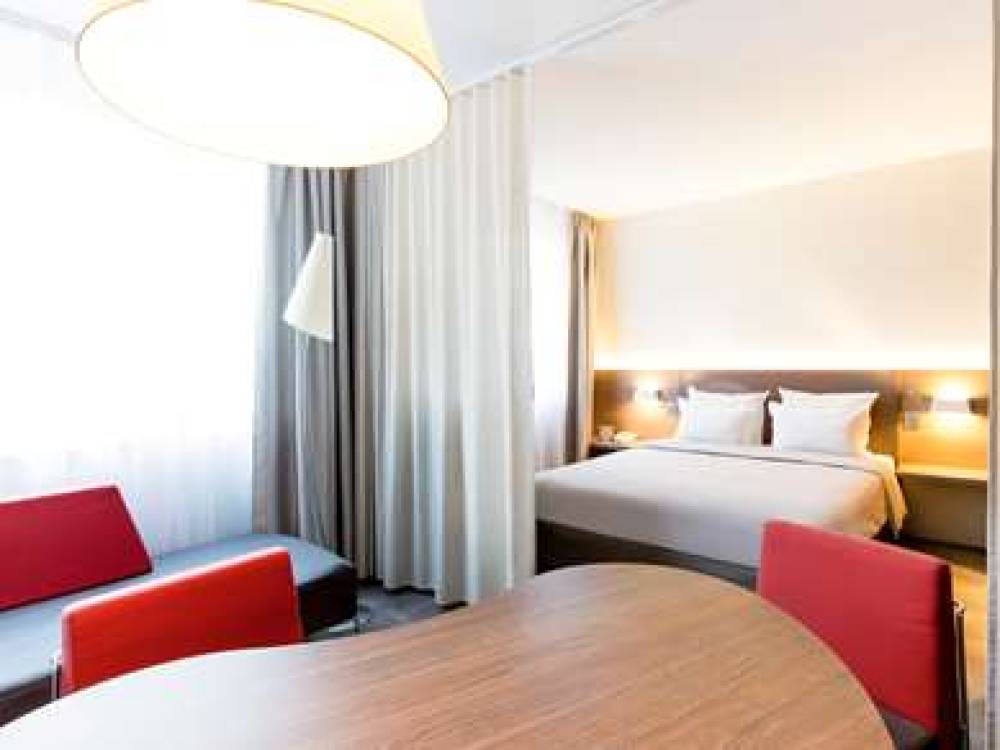 Novotel Suites Geneve Aeroport 9