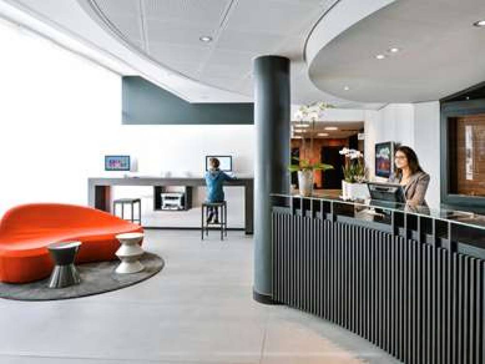 Novotel Suites Geneve Aeroport 2