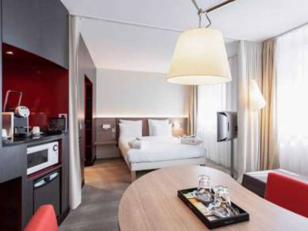 Novotel Suites Geneve Aeroport 8