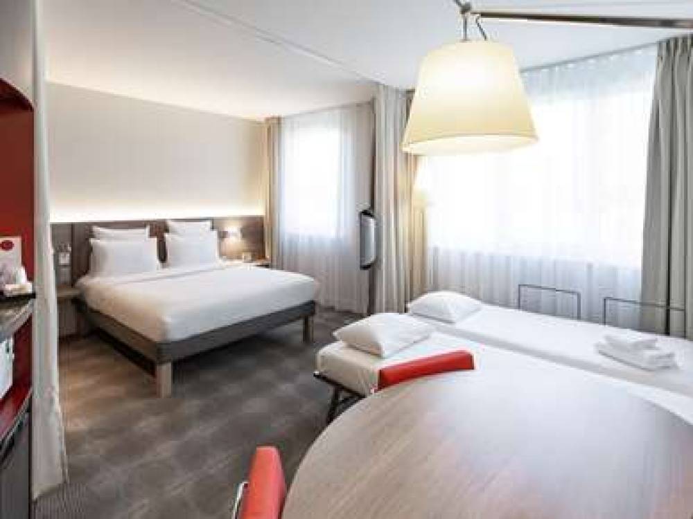 Novotel Suites Geneve Aeroport 10