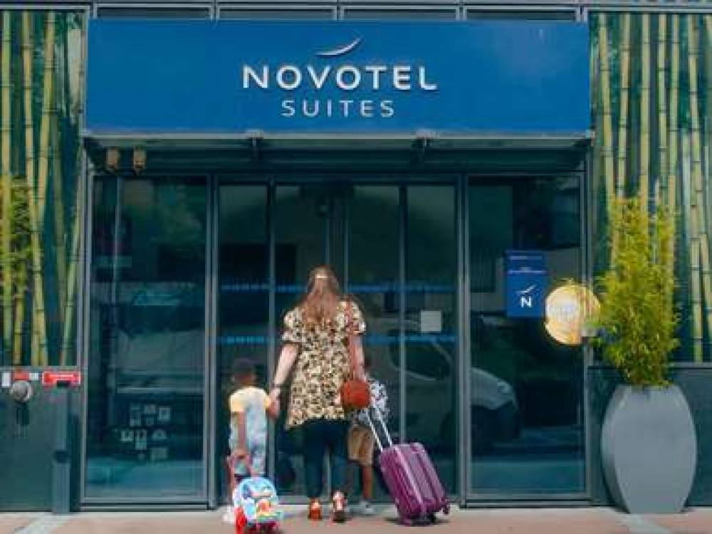 Novotel Suites Paris Issy-les-Moulineaux 3