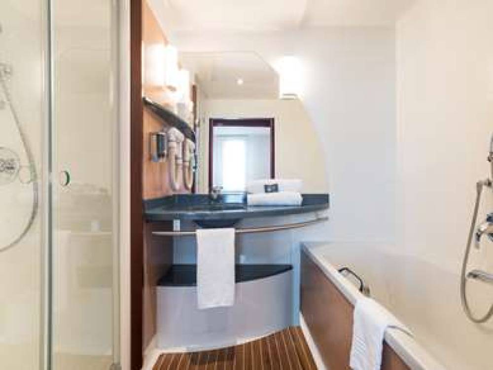 Novotel Suites Reims Centre 8