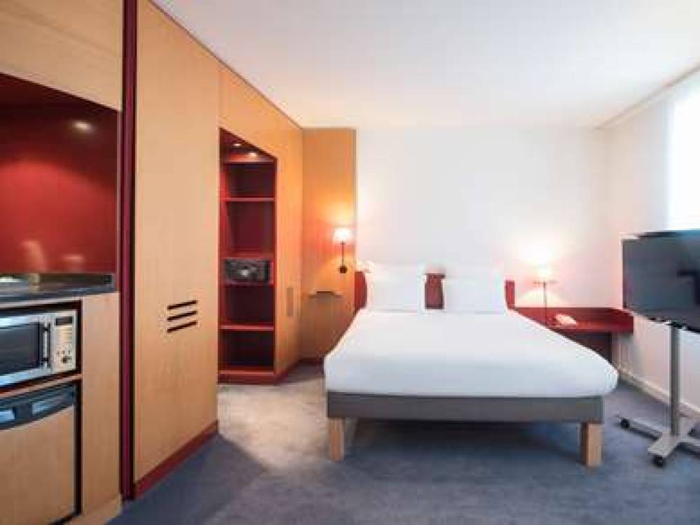 Novotel Suites Reims Centre 9