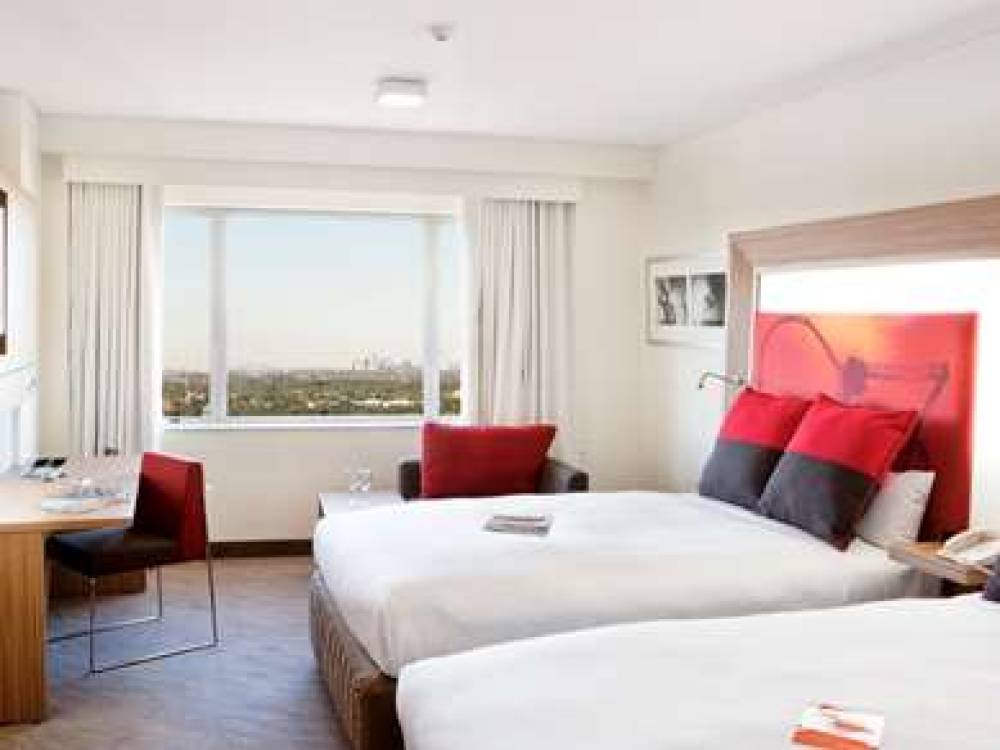 Novotel Sydney Olympic Park 8