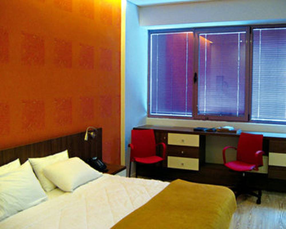 NOVUS CITY HOTEL 4