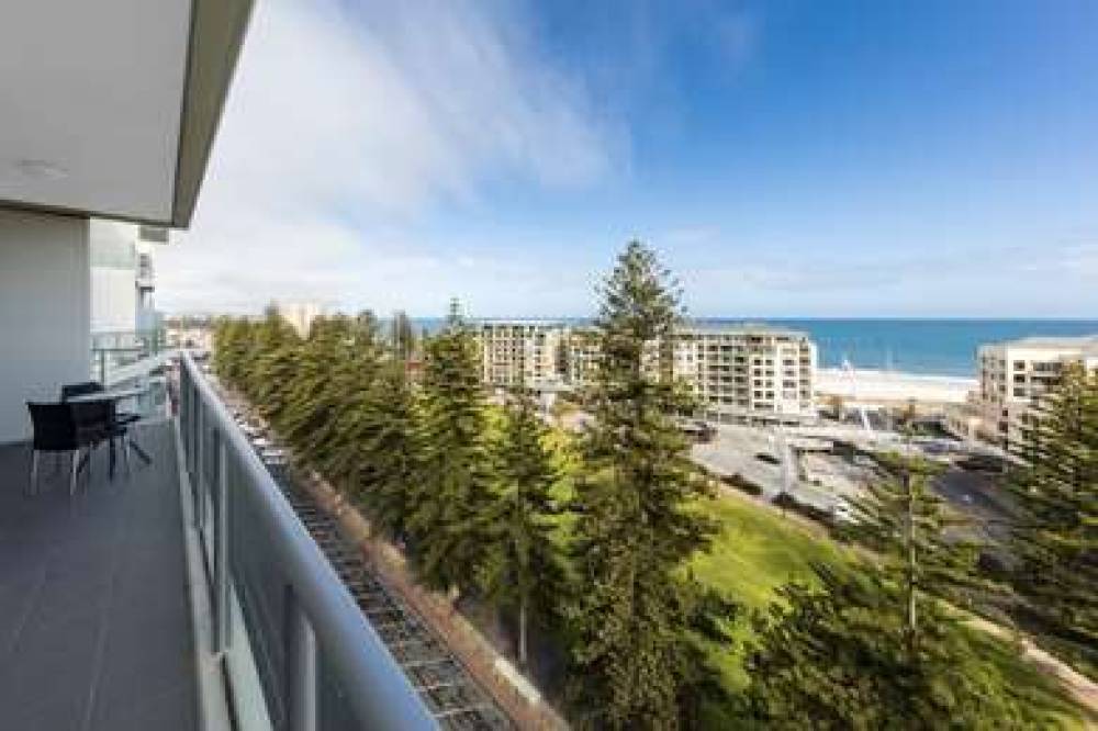 OAKS GLENELG LIBERTY SUITES 9