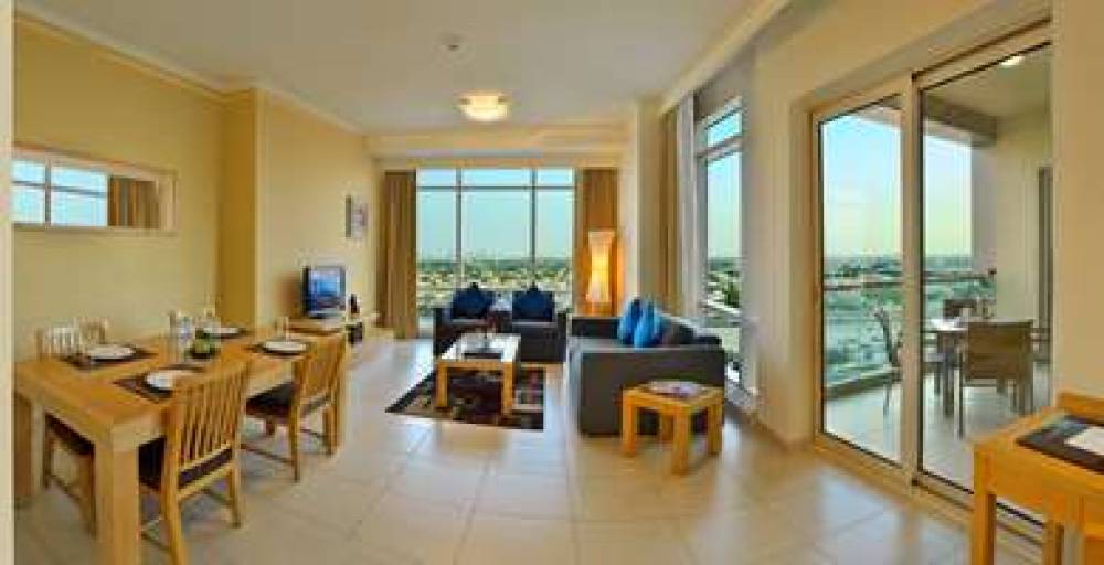 OAKS LIWA HEIGHTS SUITES 5