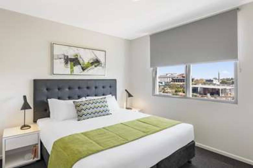 OAKS WOOLLOONGABBA SUITES 2