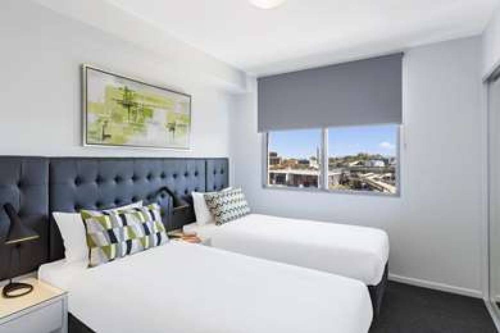 OAKS WOOLLOONGABBA SUITES 4