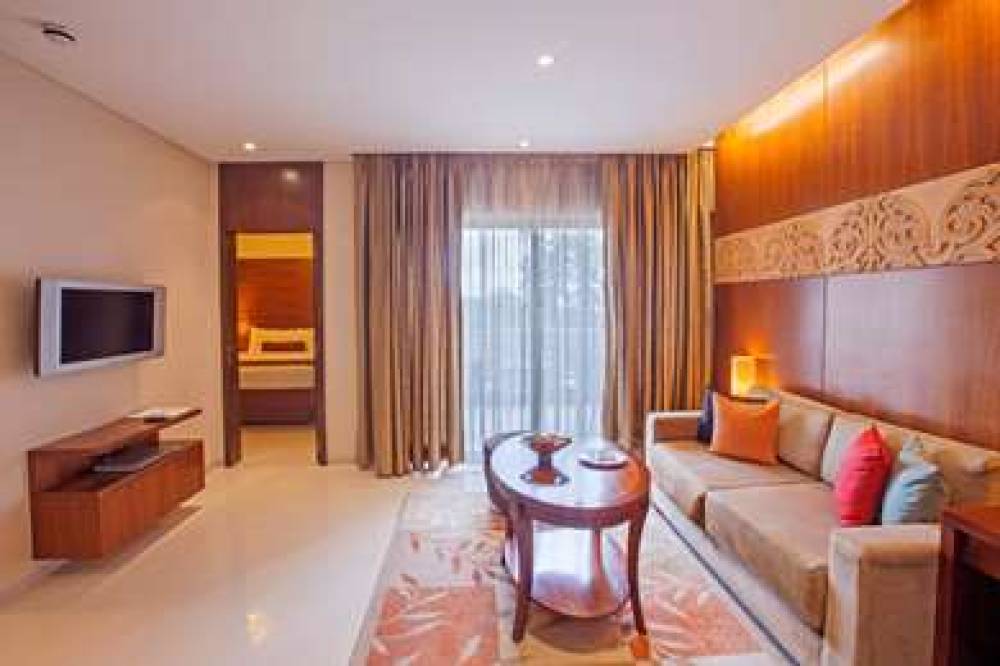 OAKWOOD RESIDENCE NAYLOR ROAD PUNE 6