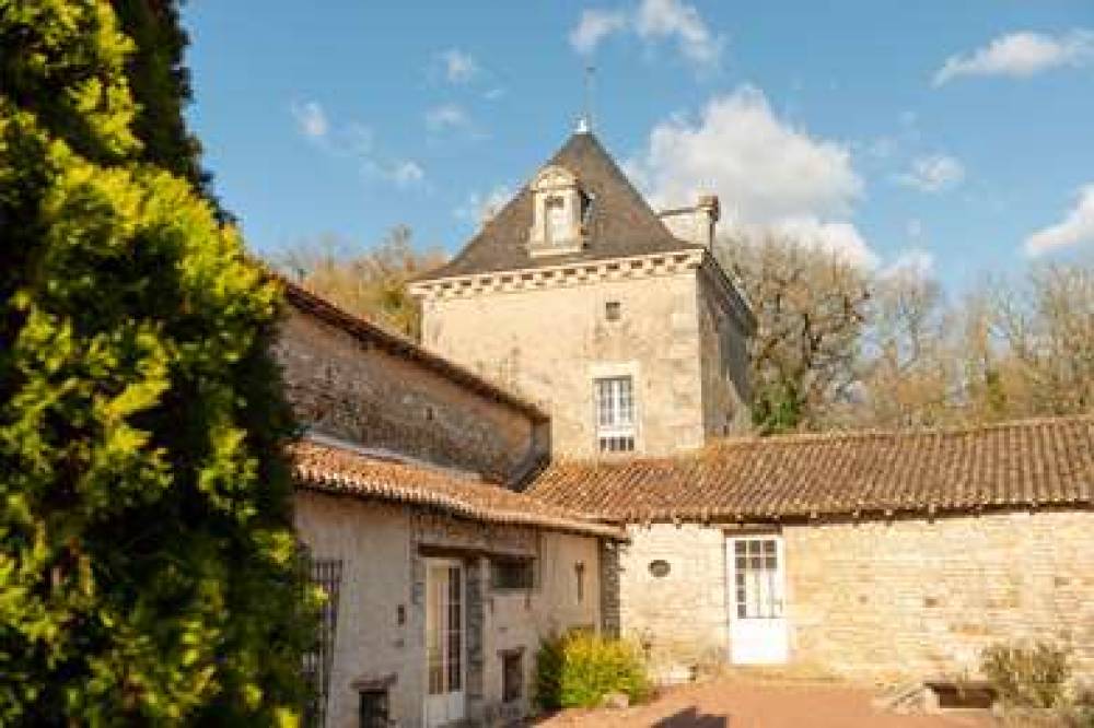 OG RELAIS CHATEAU PERIGNY 2