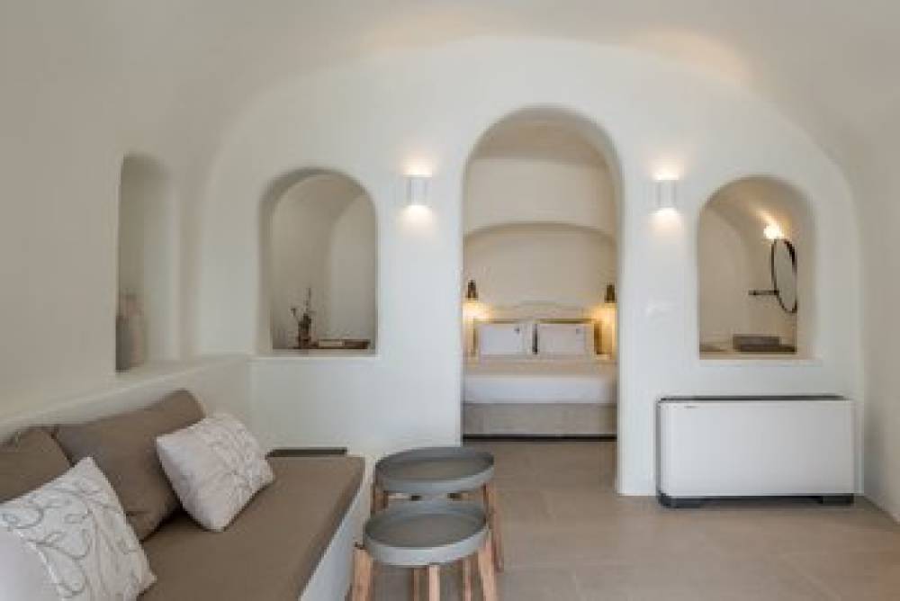 OIA CASTLE LUXURY HOTEL 10