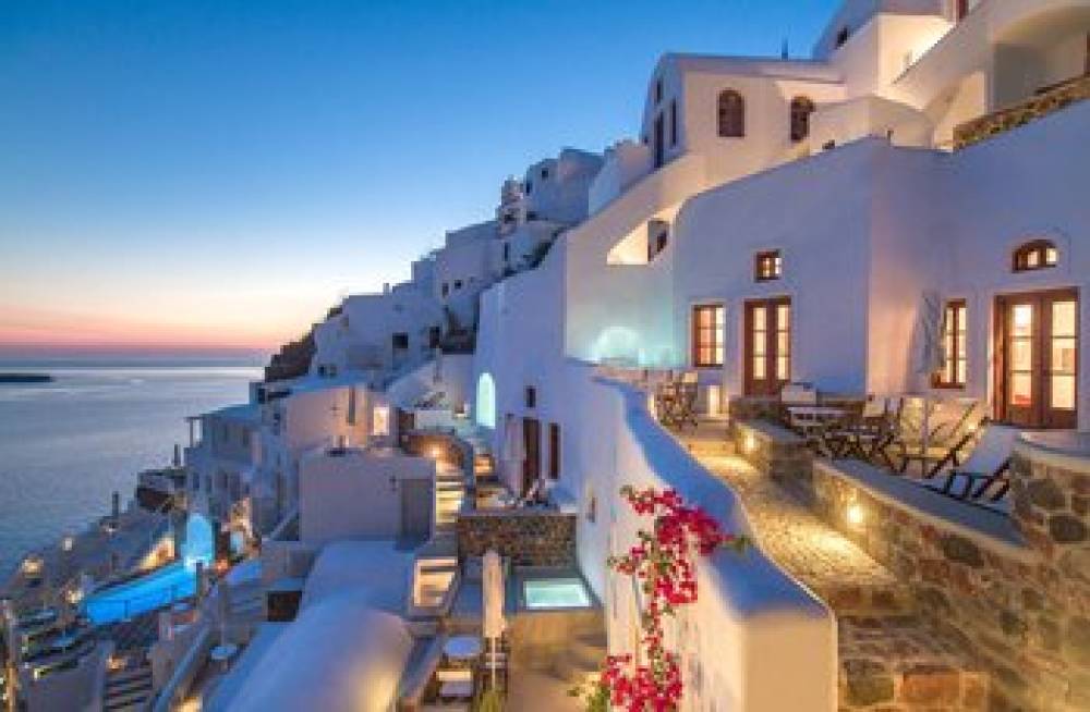 Oia Mare Villas