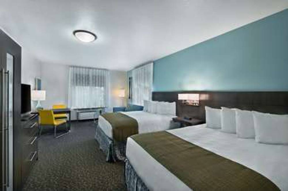 Oxford Suites Bellingham 10