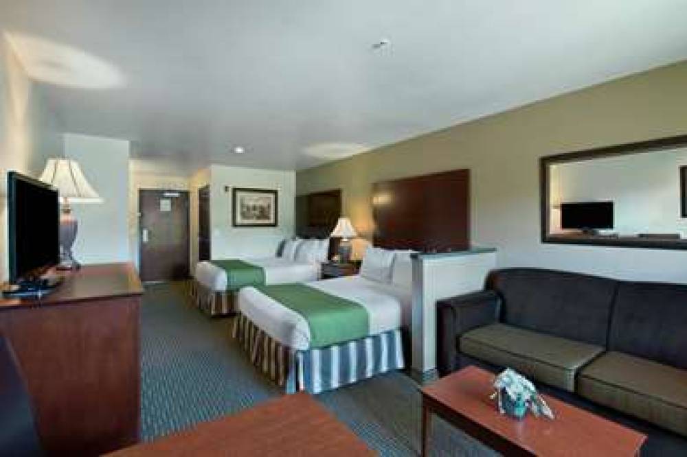 Oxford Suites Yakima 9