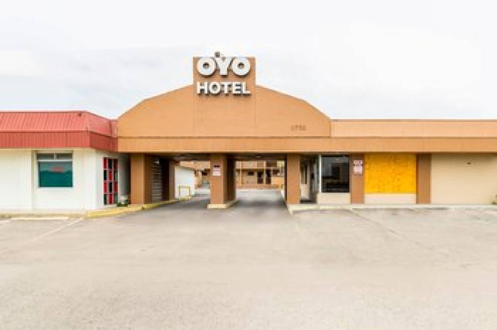 OYO HOTEL SAN ANTONIO LACKLAND 3