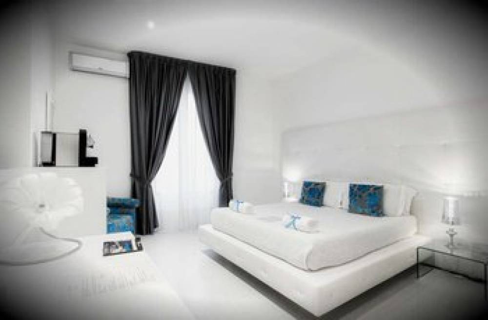 Palco Rooms And Suites