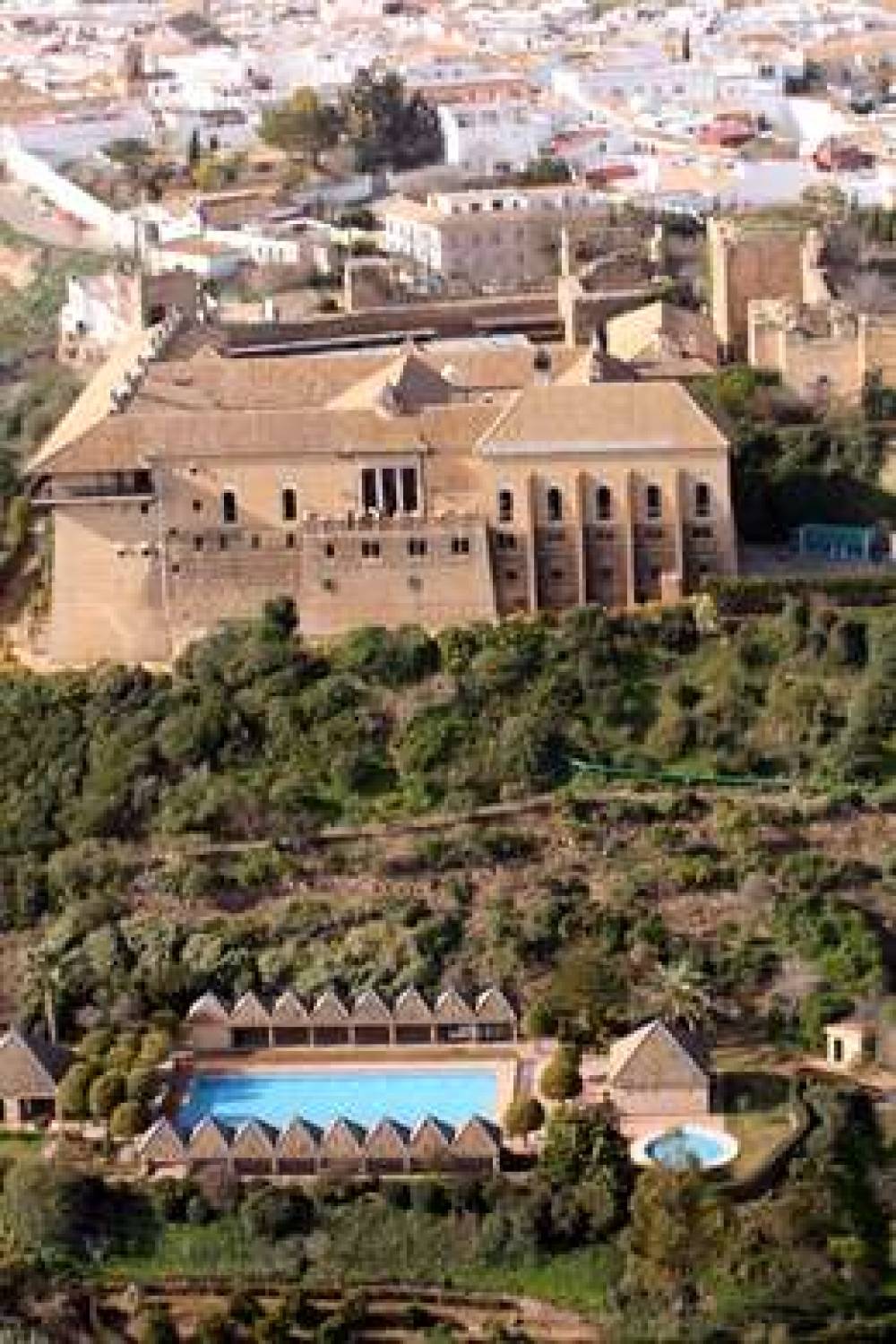 PARADOR DE CARMONA 1