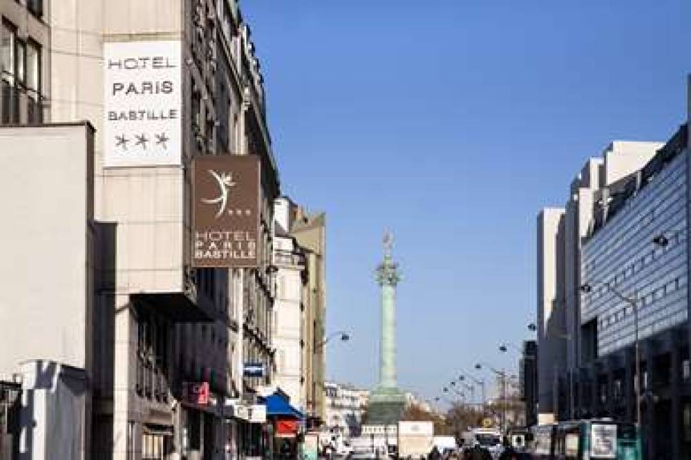 Paris Bastille***