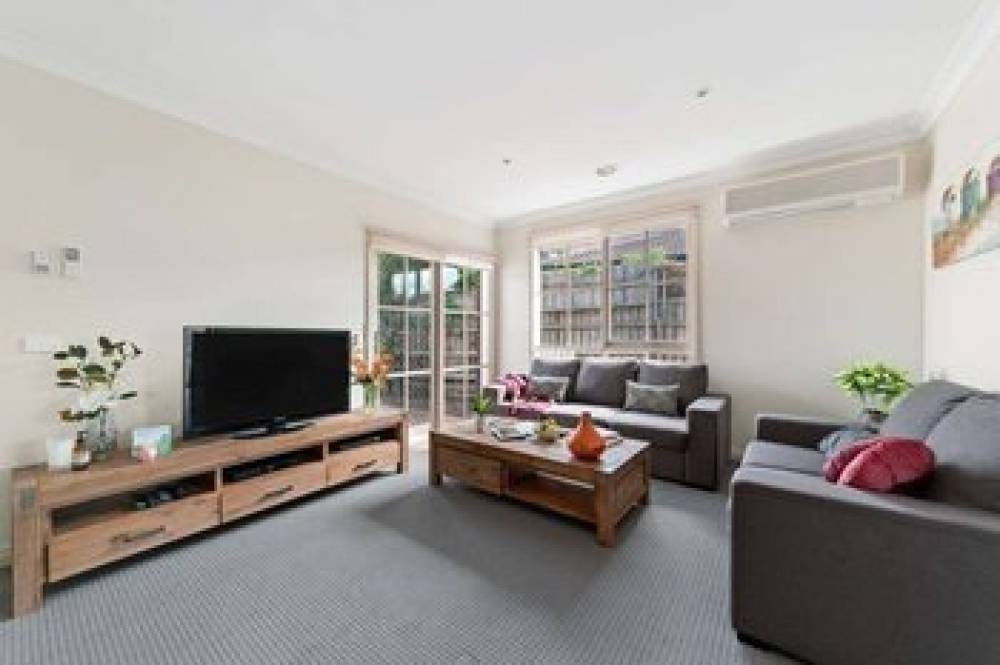 PARK AVENUE IKON GLEN WAVERLEY 7