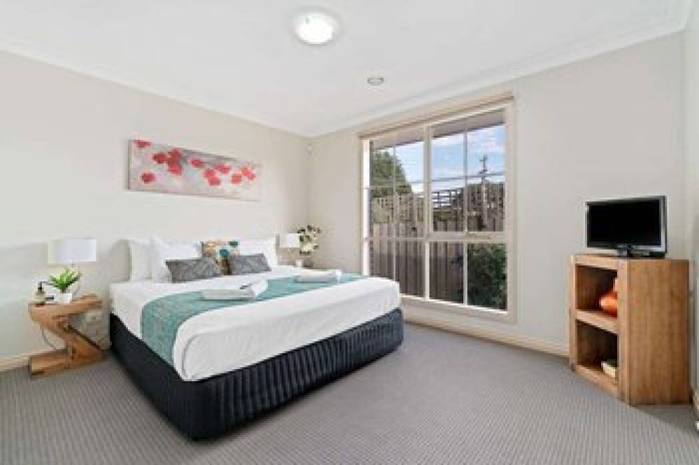 PARK AVENUE IKON GLEN WAVERLEY 8