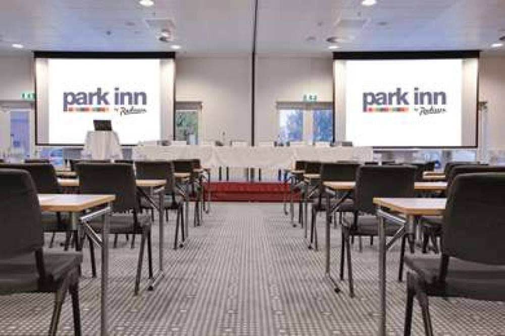 Park Inn By Radisson Copenhagen Airport 4