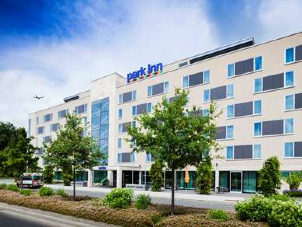 Park Inn By Radisson Frankfurt Airport 4