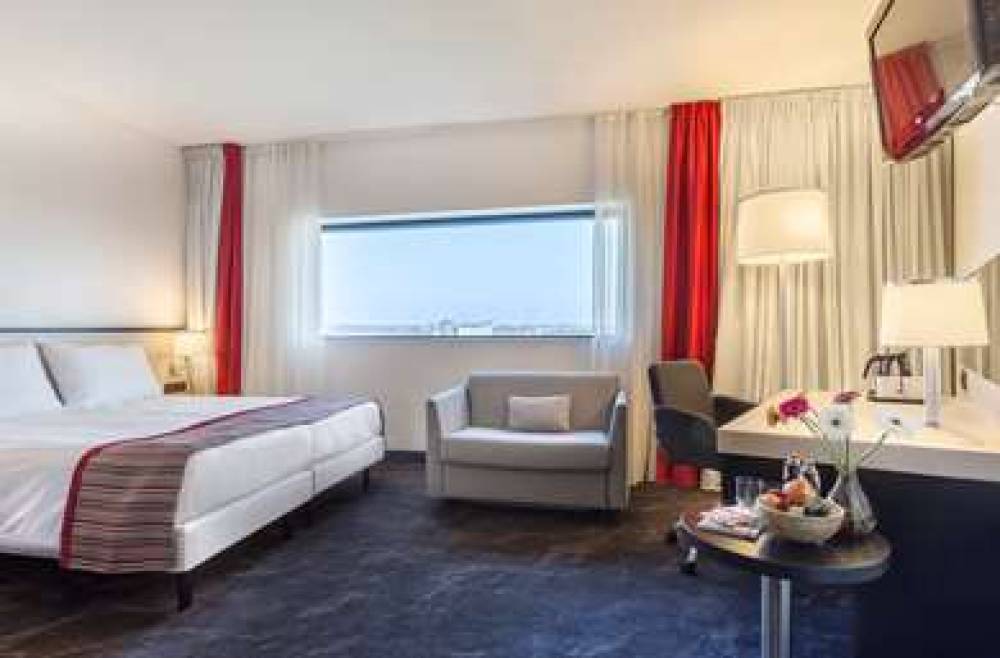 PARK INN LEUVEN 8