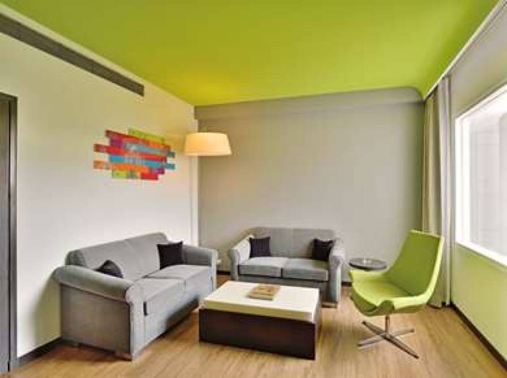 PARK INN NEW DELHI LAJPAT NAGAR 10